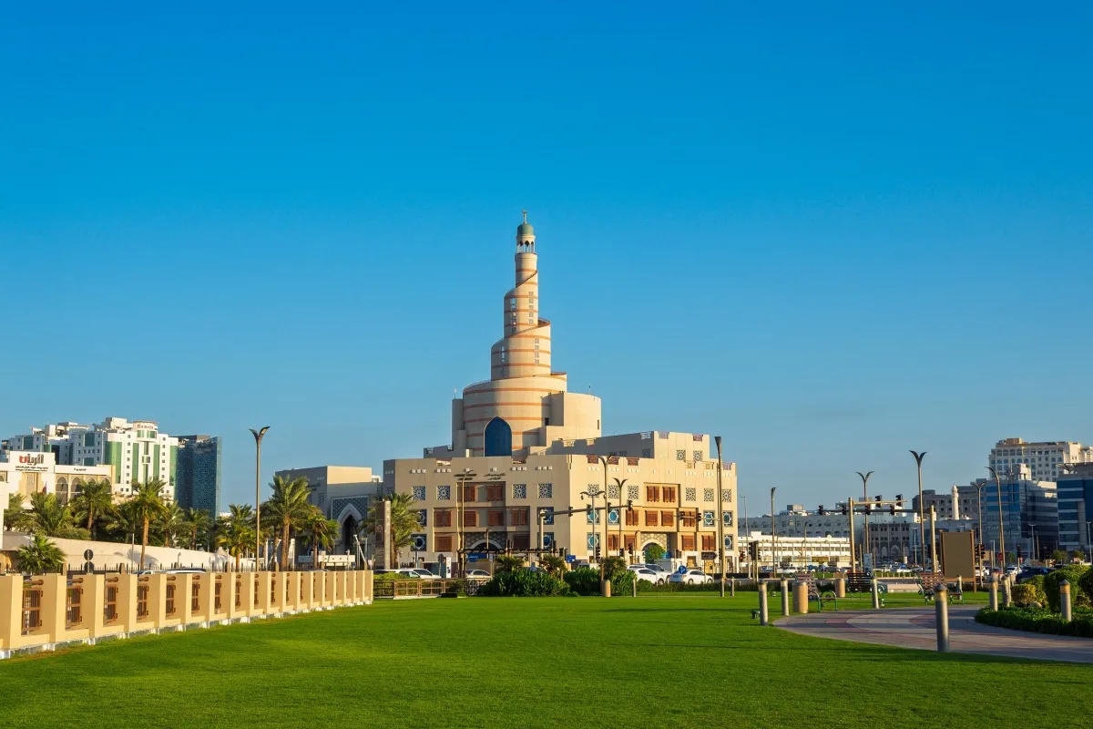 تقرير اقتصادي: قيمة أصول التمويل الإسلامي في قطر بلغت نحو 694 مليار ريال بنهاية 2024