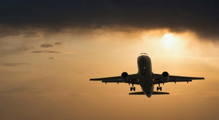 تقرير: المغرب نموذج رائد في إصلاح قطاع الطيران الإفريقي عبر سياسة السماء المفتوح