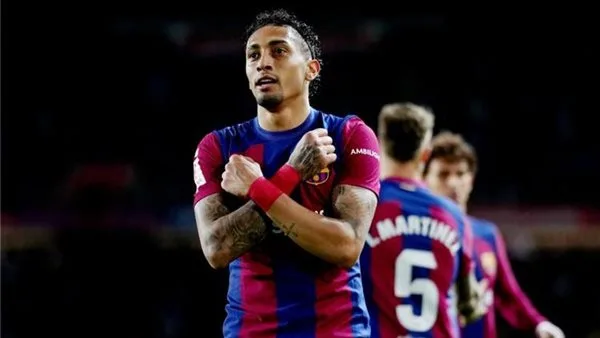 تقرير: برشلونة يسعى لتمديد عقد رافينيا حتى عام 2029. تقرير: برشلونة يسعى لتمديد عقد رافينيا حتى عام 2029.