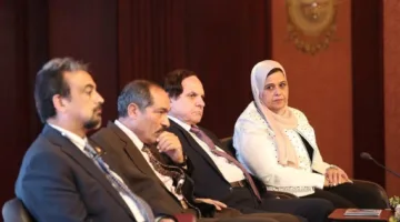 تكريم نائب وزير الصحة خلال المؤتمر العلمي الثامن لمعهد الإعلام العالي الدولي بالشروق