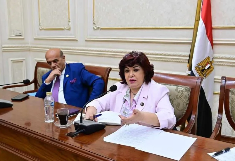 توصيات لجنة السياحة في النواب لموسم الحج: مراقبة صارمة، منصة إلكترونية، وإجراءات لتخفيض التكاليف وتعزيز الخدمات توصيات لجنة السياحة في النواب لموسم الحج: مراقبة صارمة، منصة إلكترونية، وإجراءات لتخفيض التكاليف وتعزيز الخدمات
