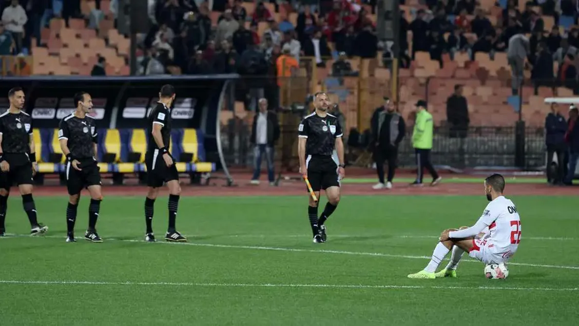 تنازع الأهلي والزمالك ينتهي في المحكمة الرياضية.. والحكم خلال ساعات تنازع الأهلي والزمالك ينتهي في المحكمة الرياضية.. والحكم خلال ساعات
