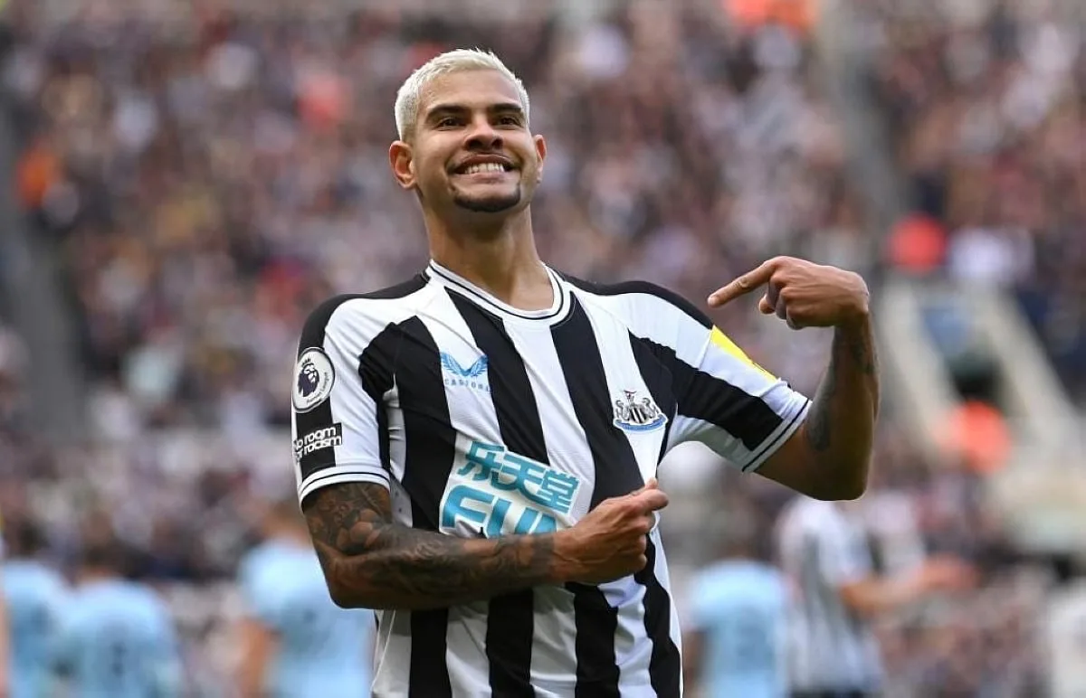 تنافس الهلال والاتحاد على التعاقد مع نجم نيوكاسل تنافس الهلال والاتحاد على التعاقد مع نجم نيوكاسل