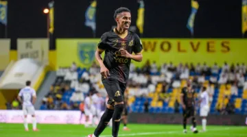 تنافس بين الهلال والنصر ونيوم والدرعية للفوز بتعاقد مع نجم الوحدة