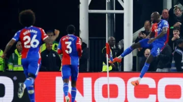 تنافس شديد بين ليفربول وتشيلسي على نجم كريستال بالاس
