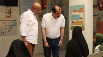 نائب وزير الصحة يثني على أداء بعض المرافق الصحية في قنا ويحدد فترة لمعالجة المشكلات.