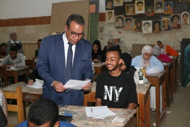 تنظيم اختبارات الفصل الدراسي الثاني في جامعة جنوب الوادي