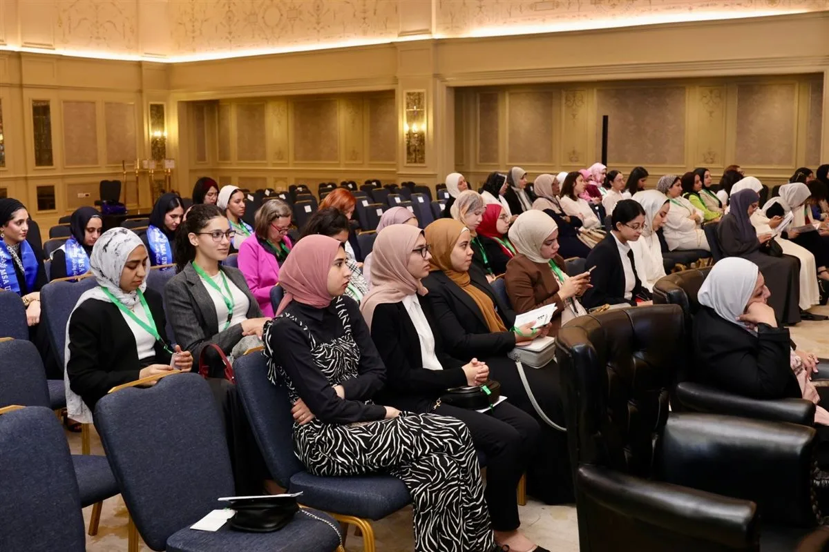 تنظيم حملات توعية رقمية موجهة إلى مختلف شرائح المجتمع وبخاصة للنساء