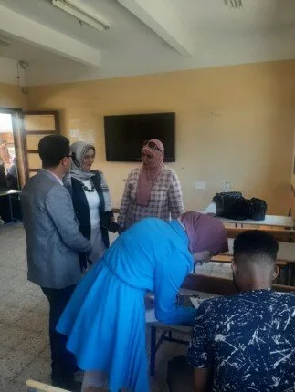 تنظيم حملة للتوعية البيئية ومحو الأمية في القنطرة غرب لتحقيق صفر افتراضي.