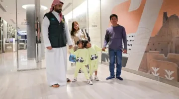 تنفيذًا لتوجيهات خادم الحرمين الشريفين ولي العهد.. وصول التوأم الملتصق الفلبيني “كليا وموريس آن” إلى الرياض