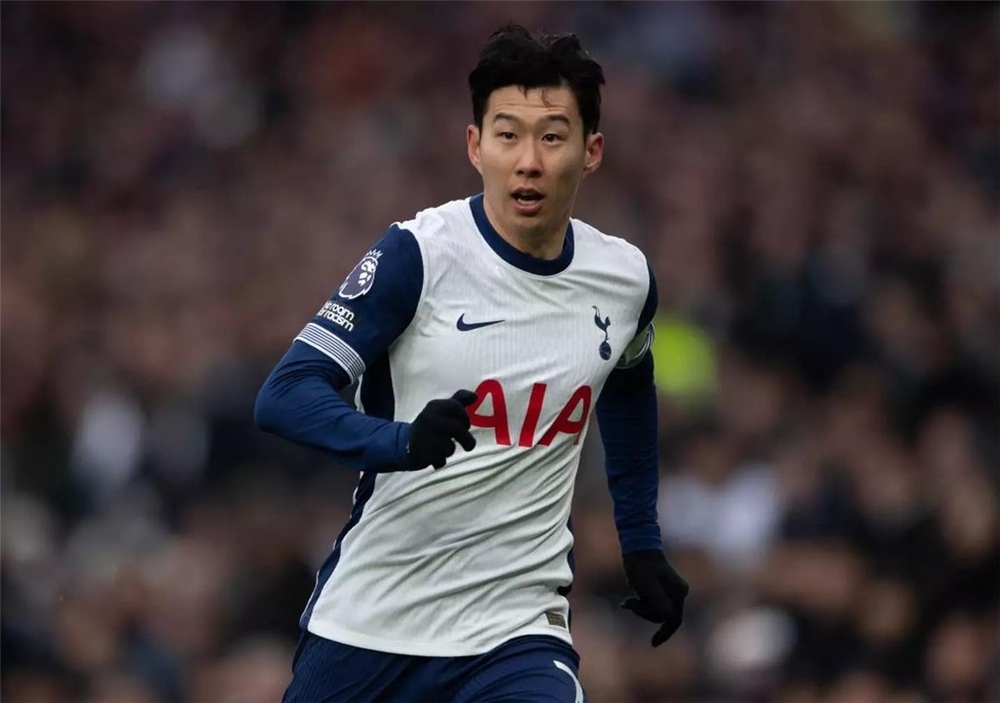 توتنهام يعلن غياب الكوري الجنوبي سون عن نصف نهائي بطولة الدوري الأوروبي