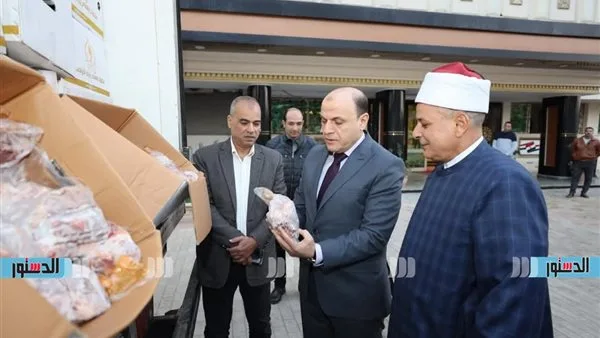 توزيع 2 طن من اللحوم: انطلاق توزيع صكوك الأضاحي في كفر الشيخ توزيع 2 طن من اللحوم: انطلاق توزيع صكوك الأضاحي في كفر الشيخ