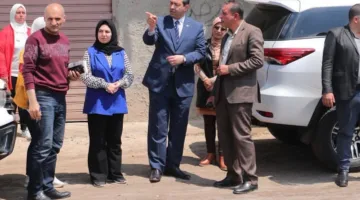 توزيع مساعدات علي أهالي قرية الوسطاني المتضررين من مياه الأمطار بدمياط