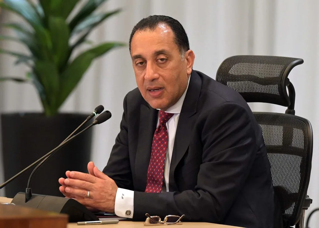 توضيح حكومي بعد تصريح رئيس الوزراء حول شهادات الحلال توضيح حكومي بعد تصريح رئيس الوزراء حول شهادات الحلال