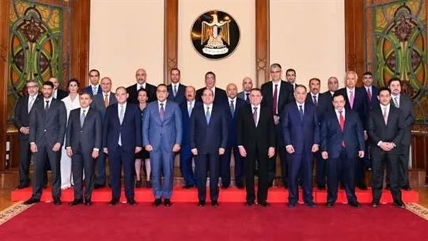 توضيحات أحمد موسى حول رسائل الرئيس السيسي أثناء زيارة وفد رجال الأعمال من الولايات المتحدة توضيحات أحمد موسى حول رسائل الرئيس السيسي أثناء زيارة وفد رجال الأعمال من الولايات المتحدة