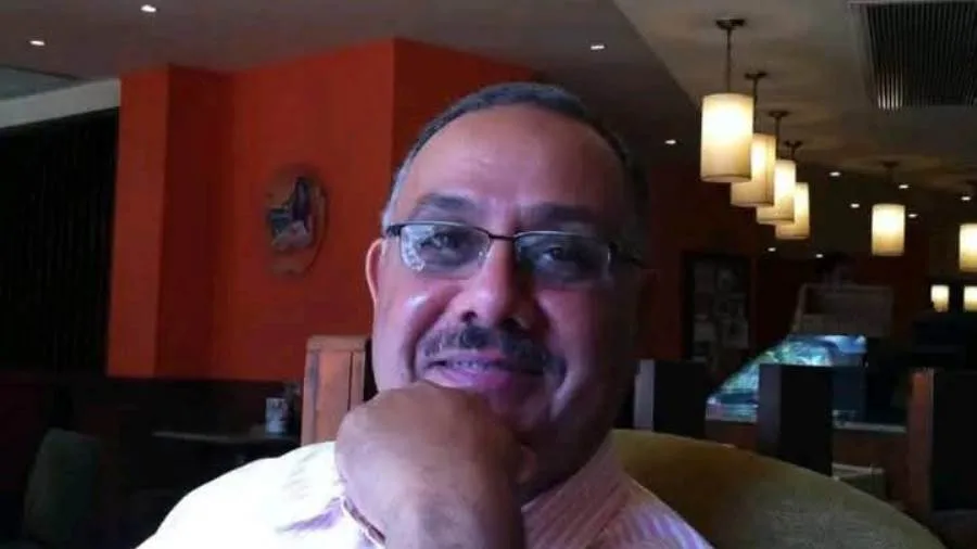 توفي الدكتور ياسر البرجيني، أستاذ الجراحة العامة في طب القصر العيني، في أجواء من الحزن. توفي الدكتور ياسر البرجيني، أستاذ الجراحة العامة في طب القصر العيني، في أجواء من الحزن.