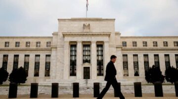 توقعات باستمرار الاحتياطي الفيدرالي في تثبيت سعر الفائدة