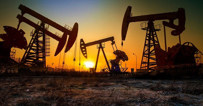 توقعات بتراجع أسعار النفط إلى ما دون 60 دولاراً بعد قرار أوبك+ بزيادة الإنتاج