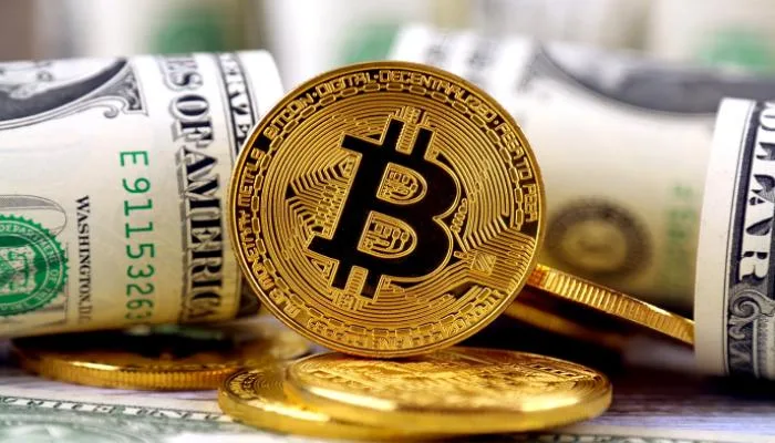 ارتفاع البيتكوين إلى قمم جديدة غير مسبوقة ارتفاع البيتكوين إلى قمم جديدة غير مسبوقة