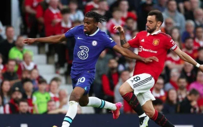توقيت مباراة تشيلسي ضد مانشستر يونايتد في الدوري الإنجليزي والقنوات التي ستبثها توقيت مباراة تشيلسي ضد مانشستر يونايتد في الدوري الإنجليزي والقنوات التي ستبثها