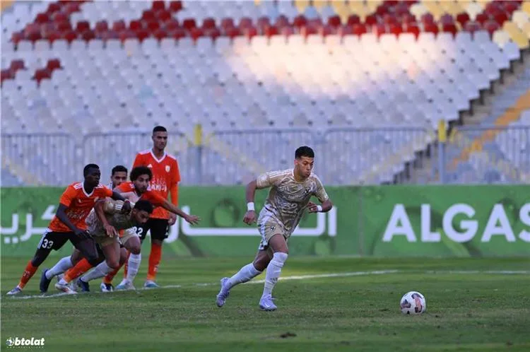 توقيت ووسيلة البث لمباراة الأهلي وفاركو اليوم في الدوري المصري توقيت ووسيلة البث لمباراة الأهلي وفاركو اليوم في الدوري المصري