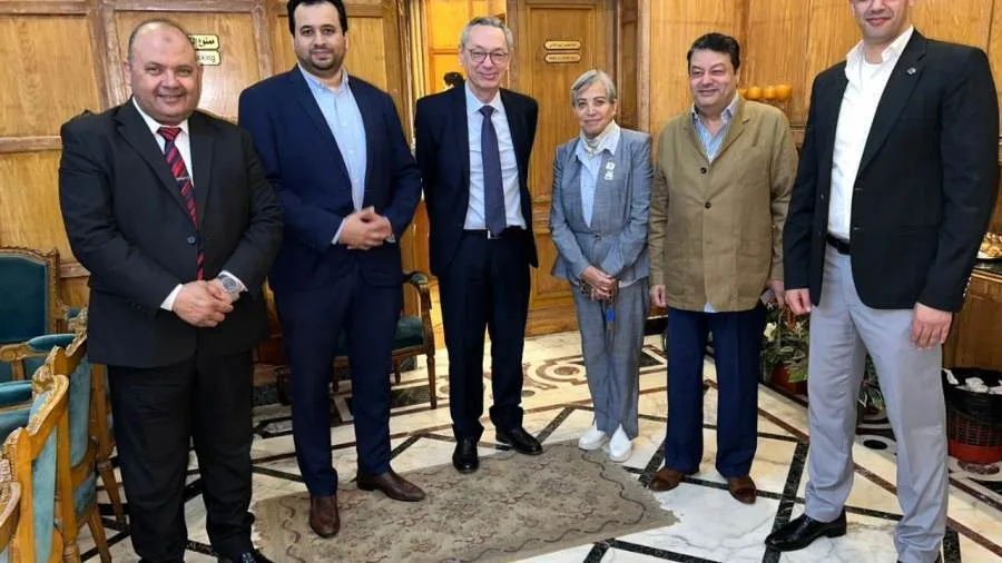 توقيع اتفاقية تعاون بين رئيس نادي ميريت ليونز ورابطة رجال الأعمال في مجال التكنولوجيا