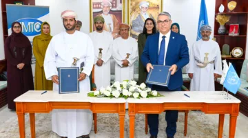 توقيع عقد إسناد مشروع أول مصنع لإنتاج جبن الإبل في سلطنة عُمان