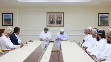توقيع عقود لتعزيز تطوير القرى الساحلية في محافظة مسندم