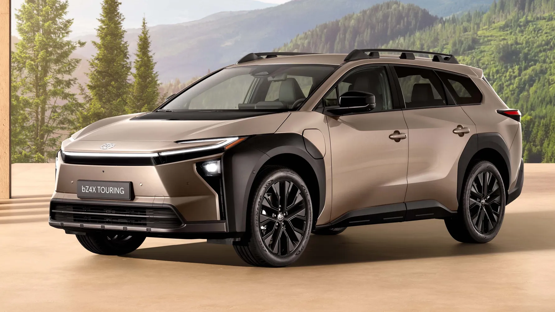 تويوتا bZ4X Touring: سيارة كهربائية عائلية تصل مسافتها إلى 560 كلم تويوتا bZ4X Touring: سيارة كهربائية عائلية تصل مسافتها إلى 560 كلم