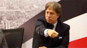 عاجل: ثروت سويلم يكشف عن موقف بيراميدز من تأجيل مباراة سيراميكا ويشير إلى رفض النادي لهذا الأمر سابقًا