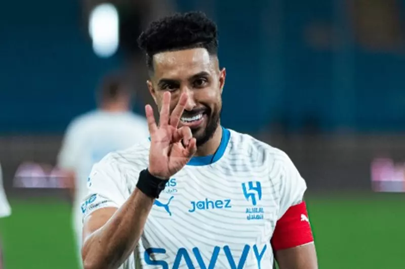ثنائية البركاوي وهاتريك الدوسري.. الهلال يهزم الرائد في مواجهة الـ8 أهداف بالدوري السعودي