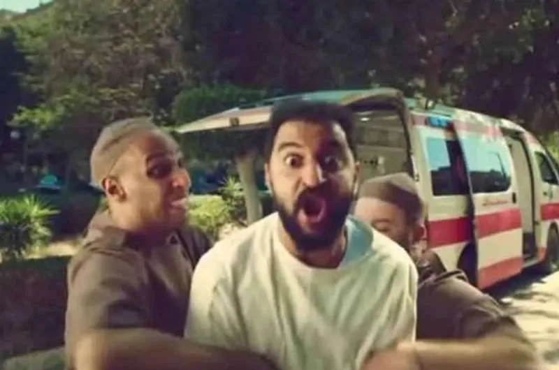 ثورة من الغضب تجتاح منصات التواصل الاجتماعي.. أزمة إعلان «إي آند مصر» تتفاقم! ثورة من الغضب تجتاح منصات التواصل الاجتماعي.. أزمة إعلان «إي آند مصر» تتفاقم!
