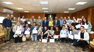 جامعة أسيوط تحقق إنجازًا بارزًا في مهرجان إبداع 13 بحصولها على 11 جائزة في المجالات الطلابية.