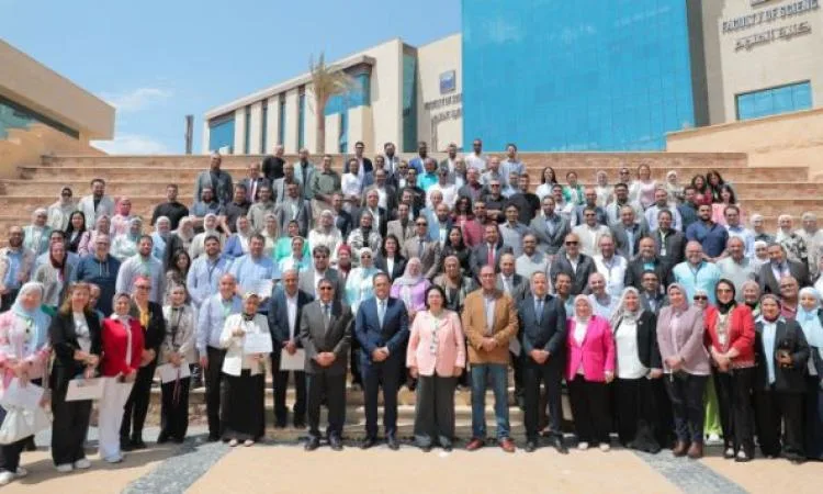 جامعة الجلالة تحقق إنجازًا بإضافة اسمها إلى قواعد البيانات الدولية جامعة الجلالة تحقق إنجازًا بإضافة اسمها إلى قواعد البيانات الدولية