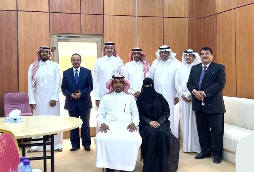 جامعة الملك فيصل تستعرض تأثير البودكاست في تعزيز القيم الثقافية لدى الشباب جامعة الملك فيصل تستعرض تأثير البودكاست في تعزيز القيم الثقافية لدى الشباب