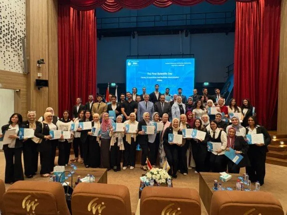 جامعة بنها الأهلية تحتفل بالابتكار في افتتاح أول يوم علمي لكلية الاقتصاد وإدارة الأعمال جامعة بنها الأهلية تحتفل بالابتكار في افتتاح أول يوم علمي لكلية الاقتصاد وإدارة الأعمال