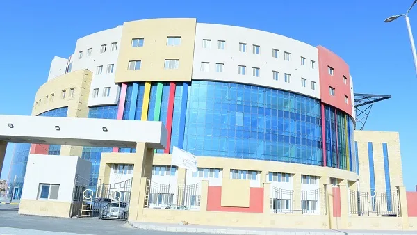 جامعة سوهاج ت inaugurate أكبر مركز طبي للأطفال بدعم من وزارتي التخطيط والمالية. جامعة سوهاج ت inaugurate أكبر مركز طبي للأطفال بدعم من وزارتي التخطيط والمالية.