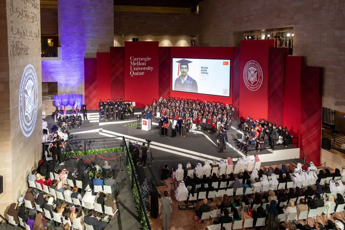جامعة كارنيجي ميلون في قطر تحتفل بتخريج دفعة 2025