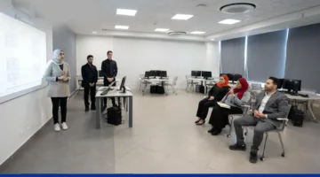 جامعة مصر للمعلوماتية: طلاب يطورون نظامًا إلكترونيًا لحجز المواقف العامة والخاصة.