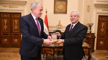 جبالي يلتقي رئيس الجمعية الوطنية في بيلاروسيا ويتسلم رسالة من رئيس البلاد إلى السيسي