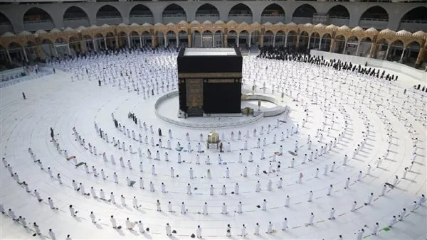 جدول مناسك الحج 2025 يومًا بيوم: دليل شامل من الإحرام حتى طواف الوداع جدول مناسك الحج 2025 يومًا بيوم: دليل شامل من الإحرام حتى طواف الوداع