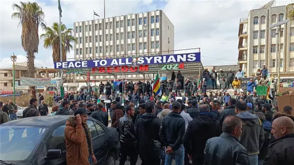 جرمانا وصحنايا تشتعلان والشيخ الهجري يحذر من مجازر بحق الدروز