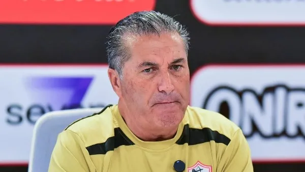 جلسة مع بيسيرو عقب مران الزمالك لإنهاء التعاقد بالتراضي