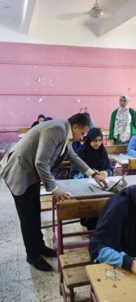 جولة ميدانية لوكيل تعليم الجيزة للاطلاع على تقدم امتحانات الفصل الدراسي الثاني جولة ميدانية لوكيل تعليم الجيزة للاطلاع على تقدم امتحانات الفصل الدراسي الثاني