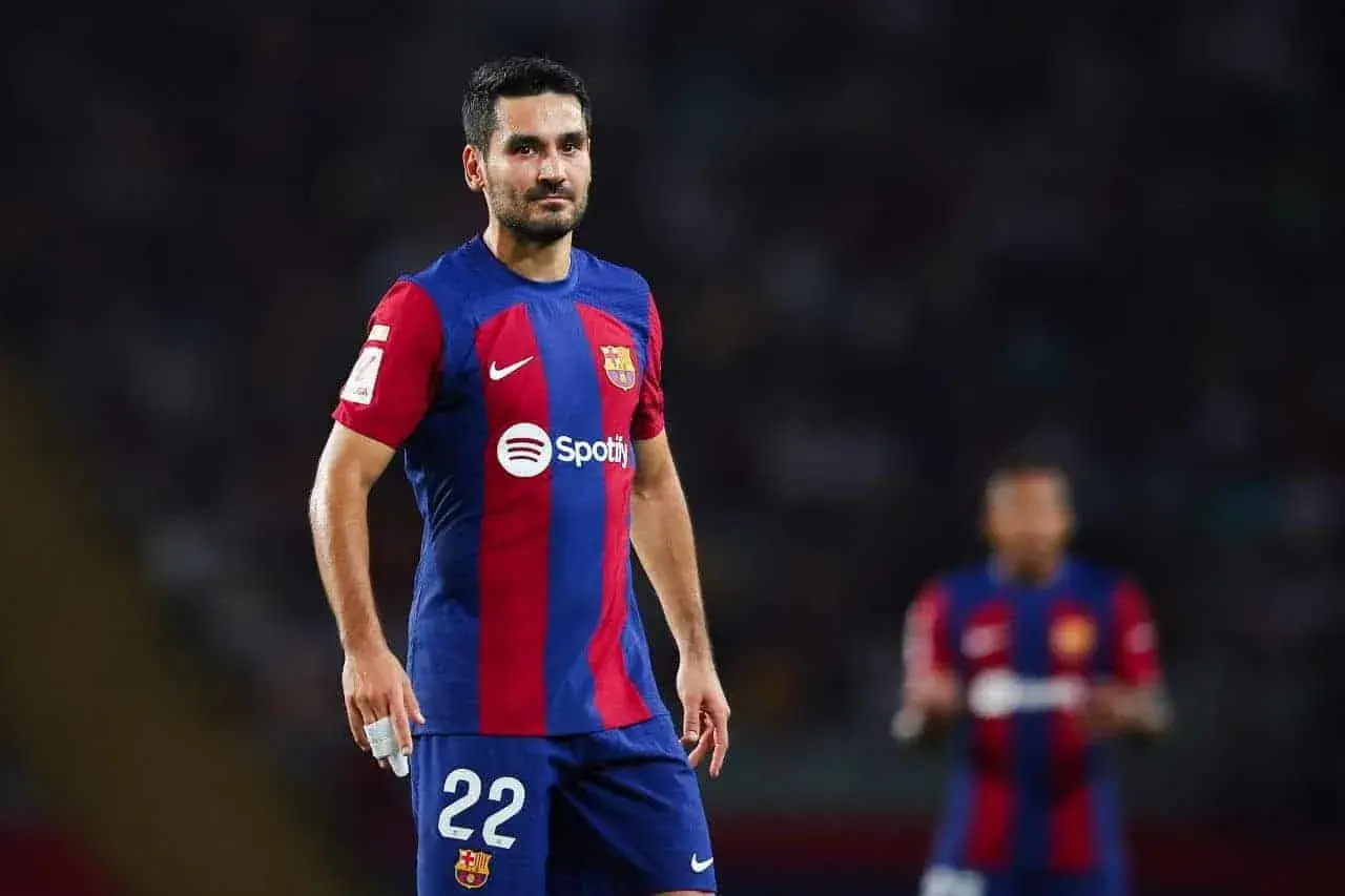 جوندوجان يشرح أسباب الرحيل عن برشلونة بعد موسم واحد فقط