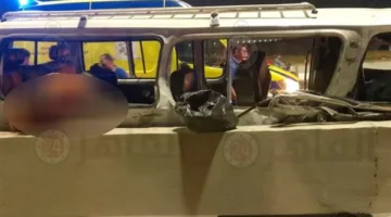 حادث تصادم بين ميكروباص وسيارة خاصة في السلام يودي بحياة شخصين ويصيب 6 آخرين من جنسيات متنوعة.