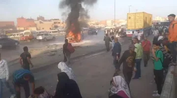 حادث مروع يؤدي إلى اشتعال سيارة على الطريق الدائري (صور)