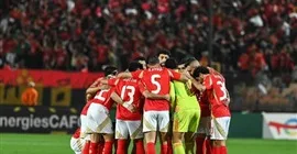 حارس الأهلي يوشك على الانتقال إلى الزمالك مجانًا.