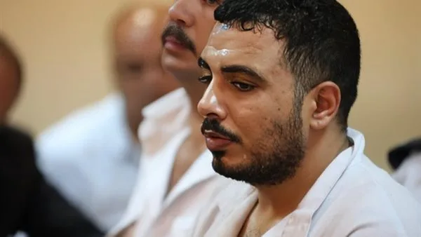 حبس والدة الجاني في التجمع 6 أشهر.. “السر يعود إلى حفيدها”