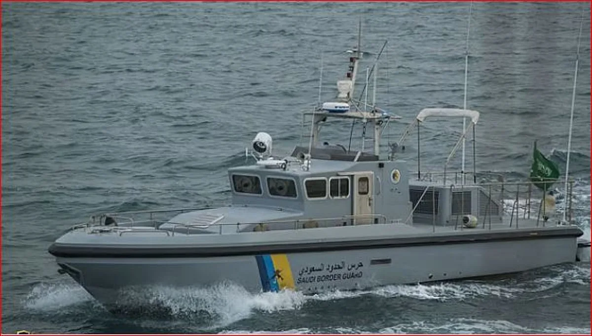 حرس الحدود في جازان يقبض على 4 مقيمين مخالفين لقوانين الأمن والسلامة في الأنشطة البحرية حرس الحدود في جازان يقبض على 4 مقيمين مخالفين لقوانين الأمن والسلامة في الأنشطة البحرية